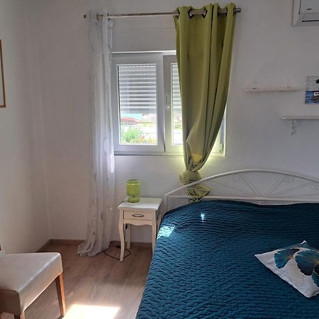 Smjestaj Latica Hotel Vela Luka Ngoại thất bức ảnh
